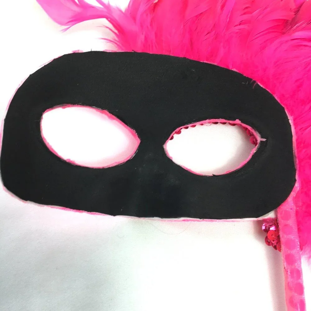 VENETIAN Mask Pink Sequin w Pink Feathers W/ Handle * NWOT NOS